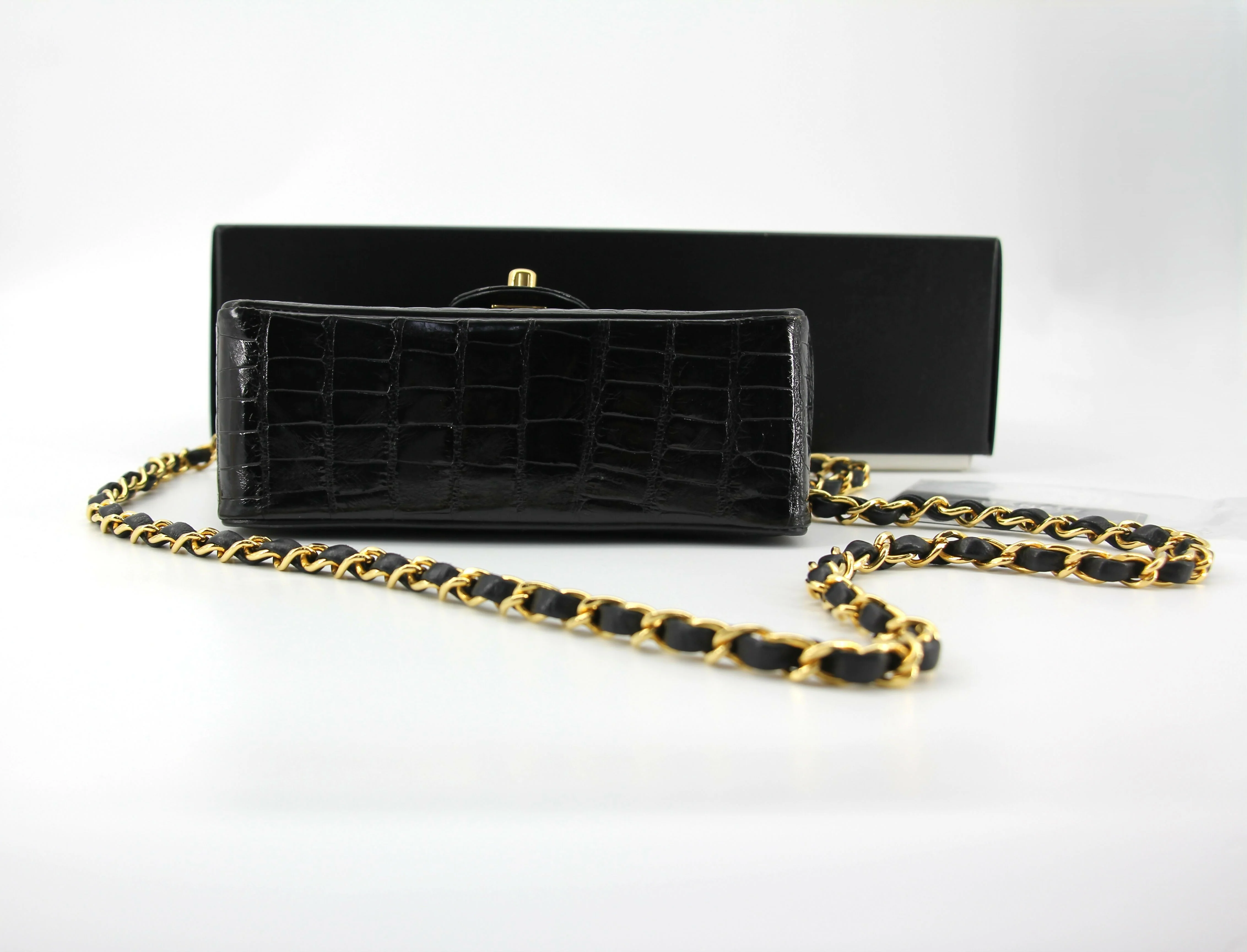 Chanel Vintage 89-91 Black Alligator Mini Square Gold Hardware Classic Flap Bag - Image 5