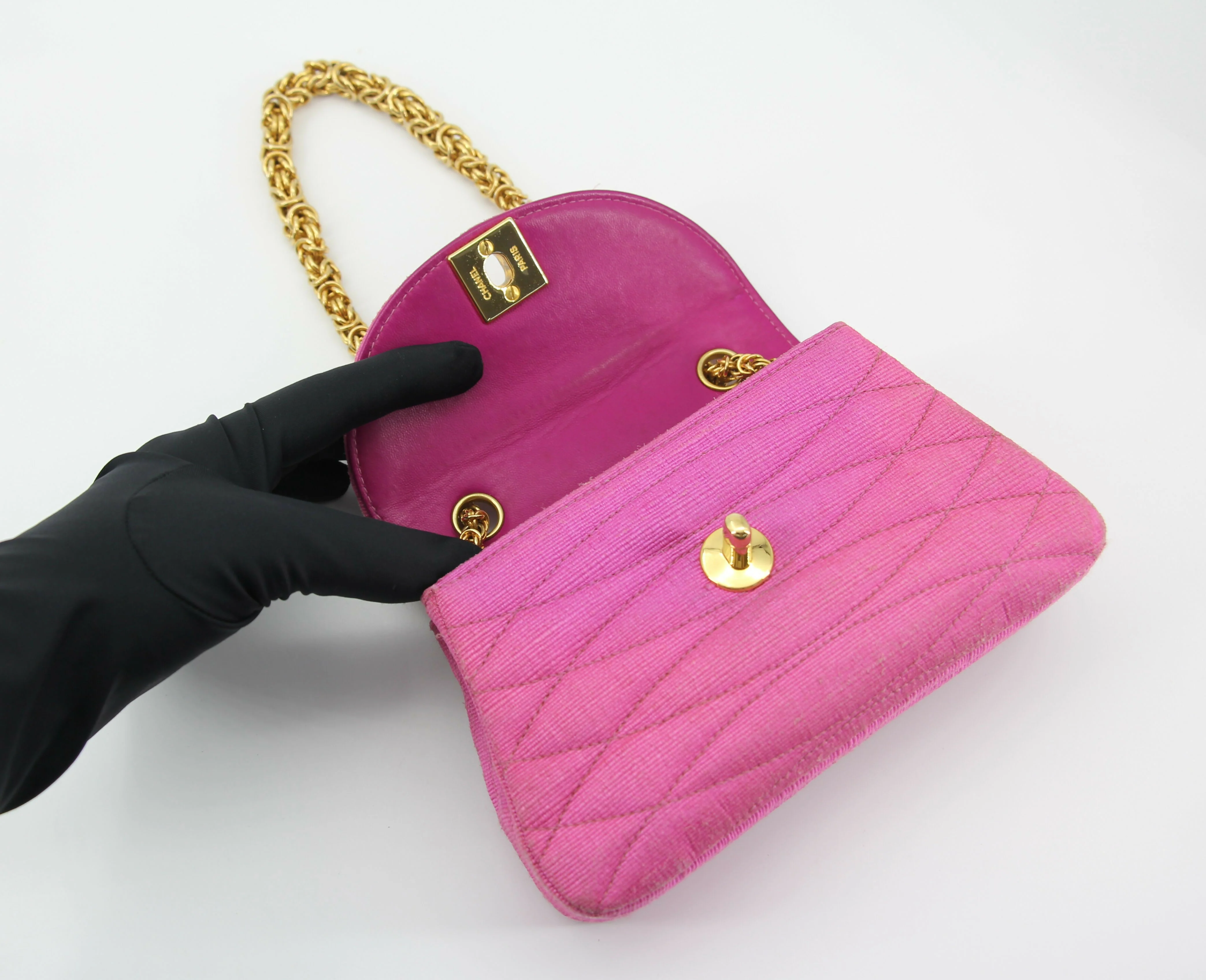 Chanel Vintage 92 Canvas Purple Pink Quilted Chain Crossbody Bag - Image 6