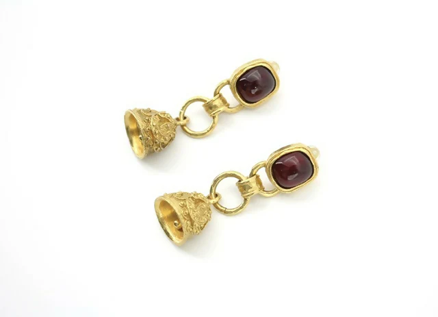 Chanel Vintage 94A Grapevine Gold-plated Red Bell Clip-on Earrings - Image 6