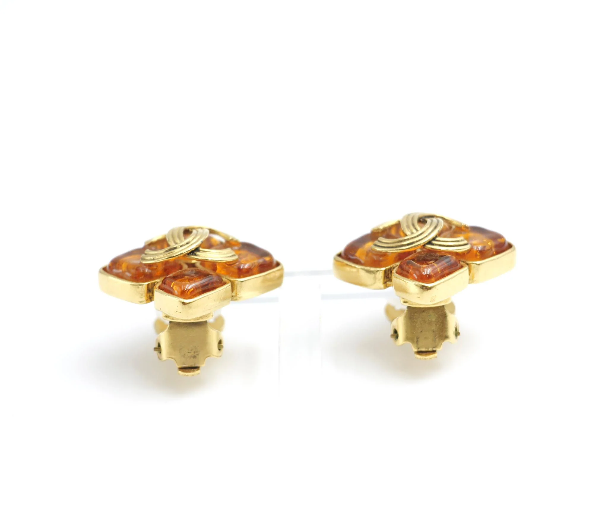 Chanel Vintage 94A Orange Glass Gold-Plated Rhombus Cc Earrings - Image 11