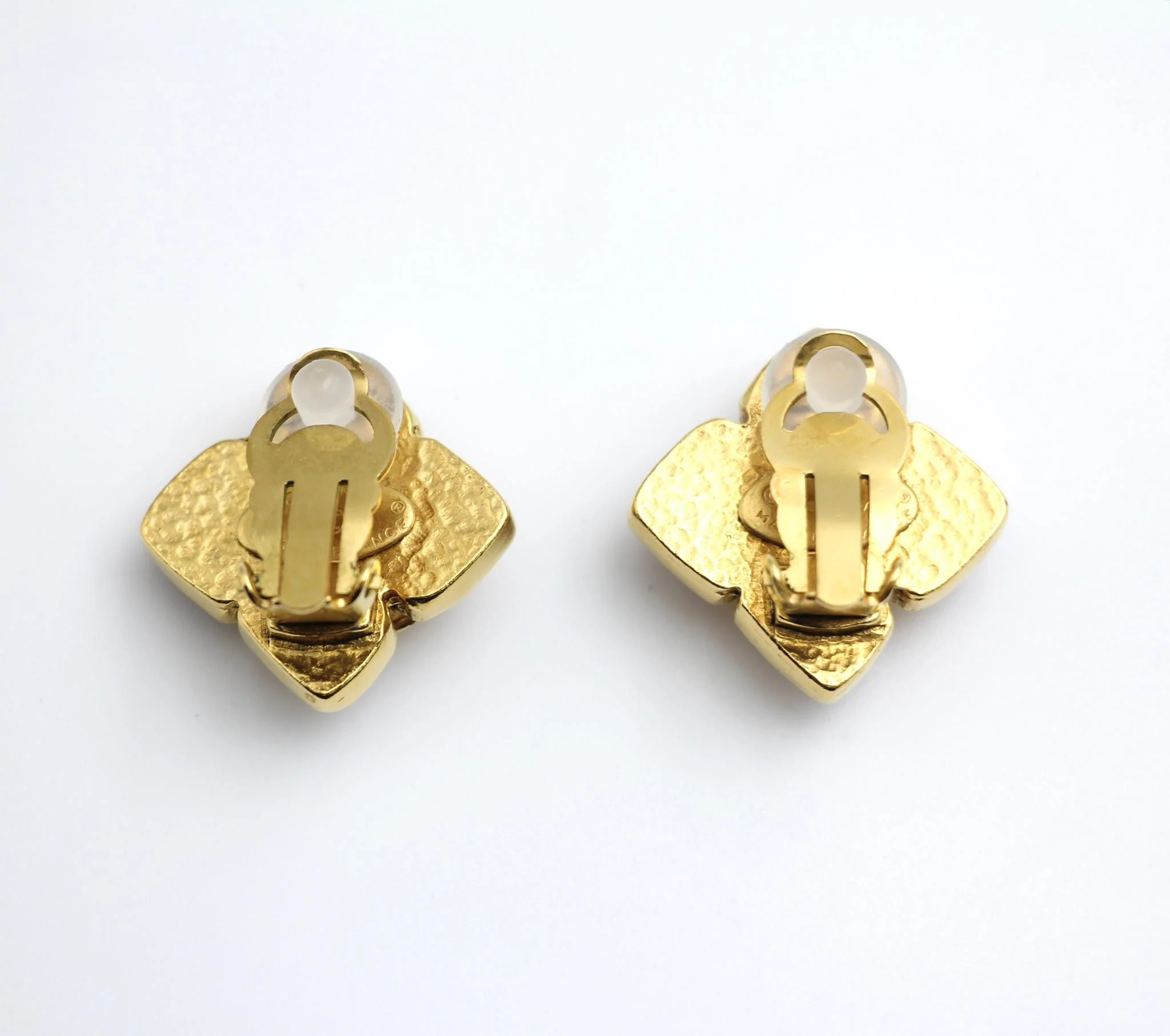 Chanel Vintage 94A Orange Glass Gold-Plated Rhombus Cc Earrings - Image 4