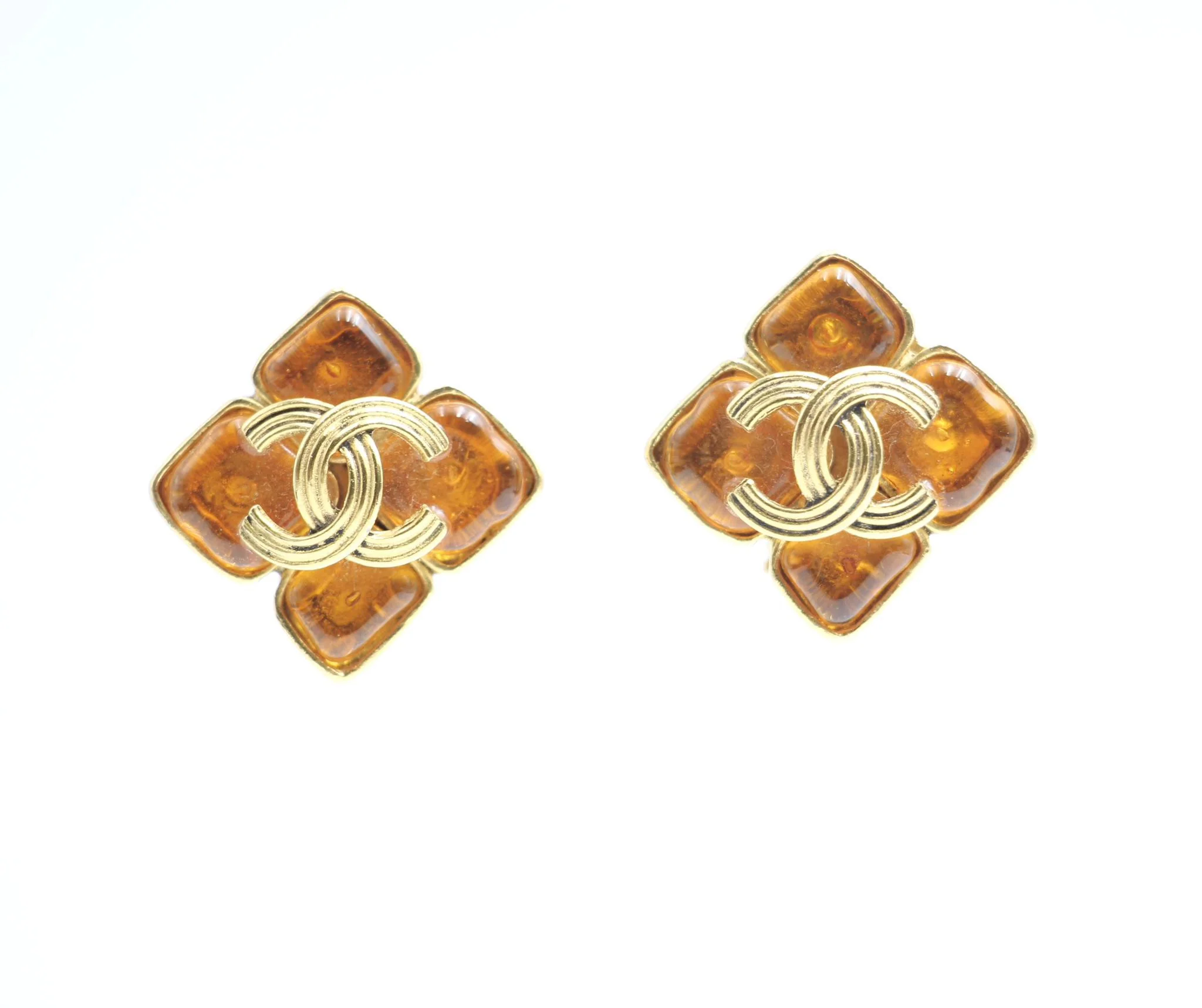 Chanel Vintage 94A Orange Glass Gold-Plated Rhombus Cc Earrings - Image 6