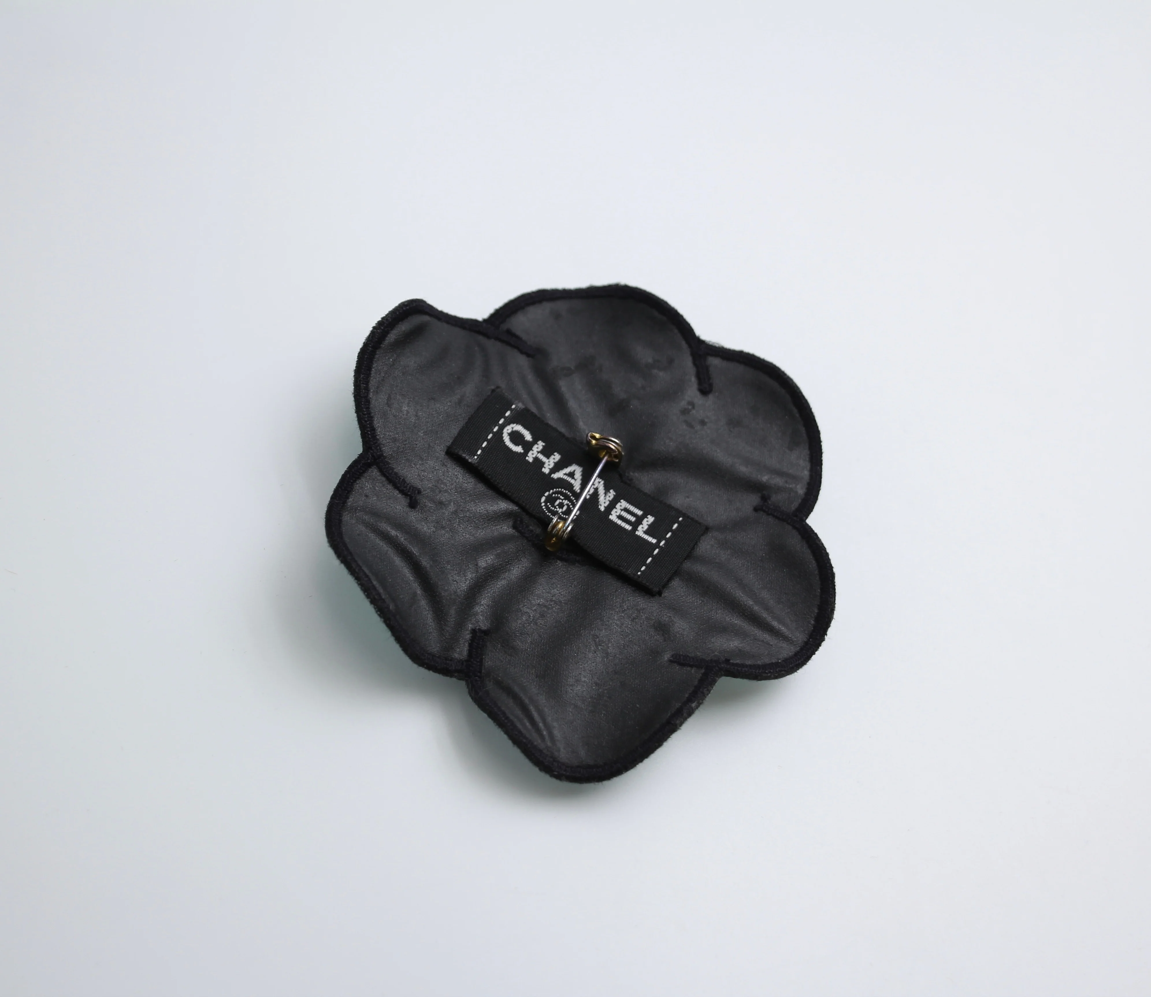 Chanel Vintage 95 Light Blue Embroidered Camellia Brooch - Image 12