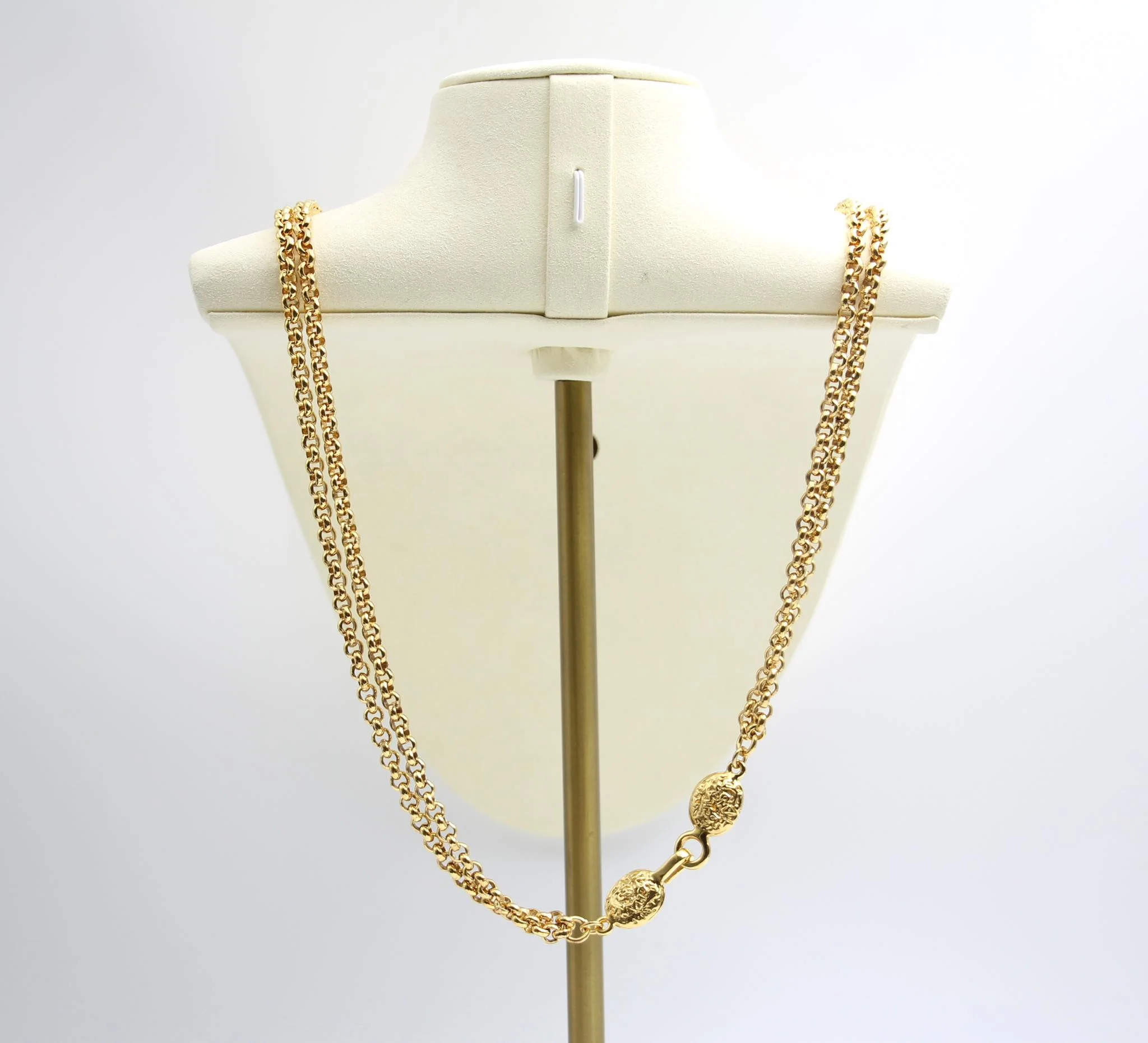 Chanel Vintage 95A Gold-Plated Plain Gold Flower Necklace - Image 7