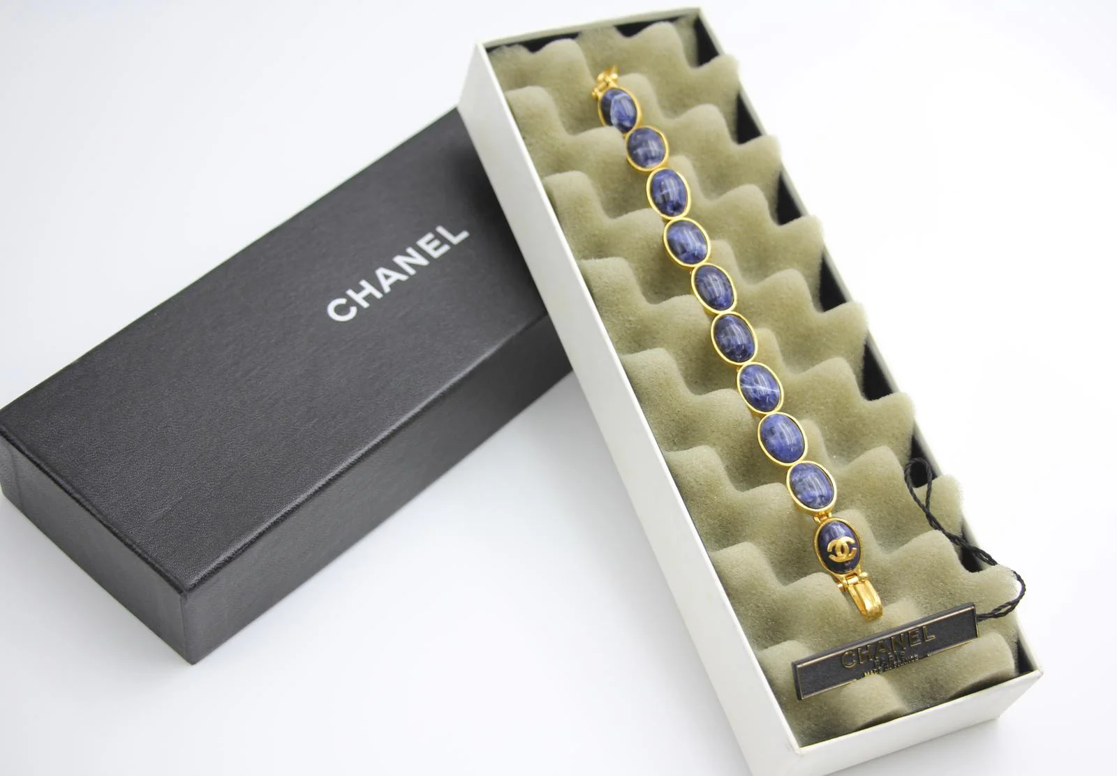 Chanel Vintage 95A Lapis Lazuli Bracelet - Image 5