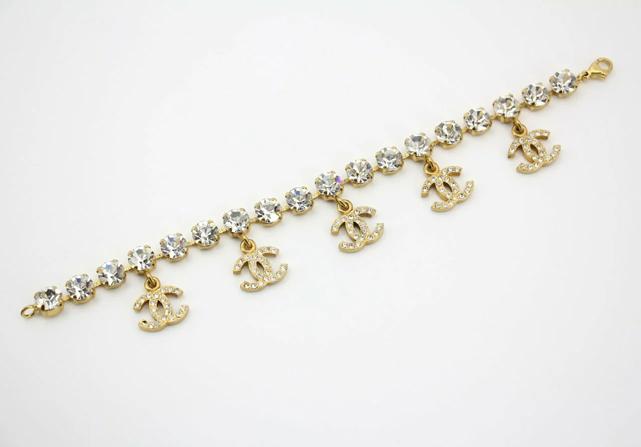 Chanel Vintage 95A Rhinestone Barbie Collarbone Bracelet - Image 3