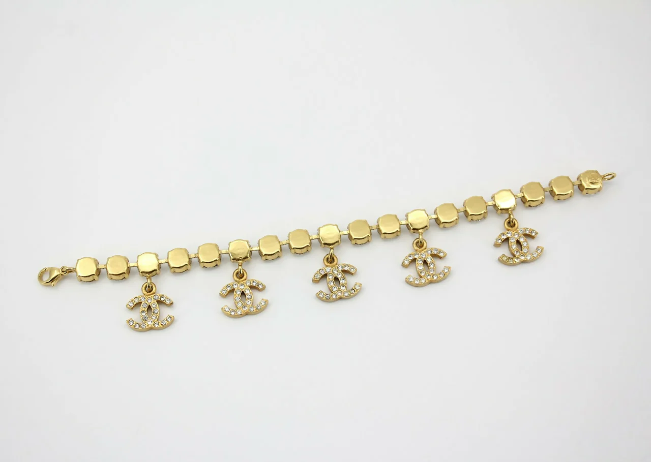 Chanel Vintage 95A Rhinestone Barbie Collarbone Bracelet - Image 4
