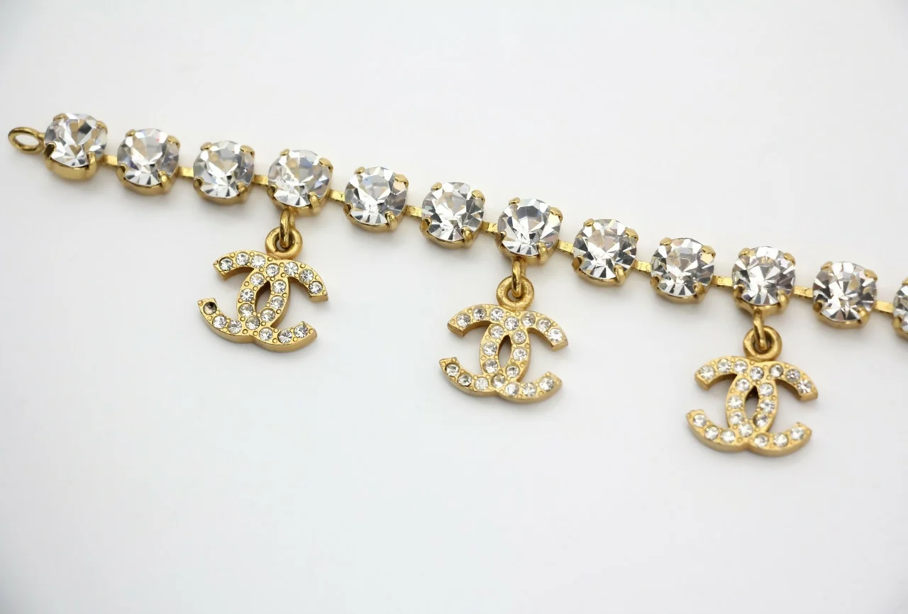 Chanel Vintage 95A Rhinestone Barbie Collarbone Bracelet - Image 5