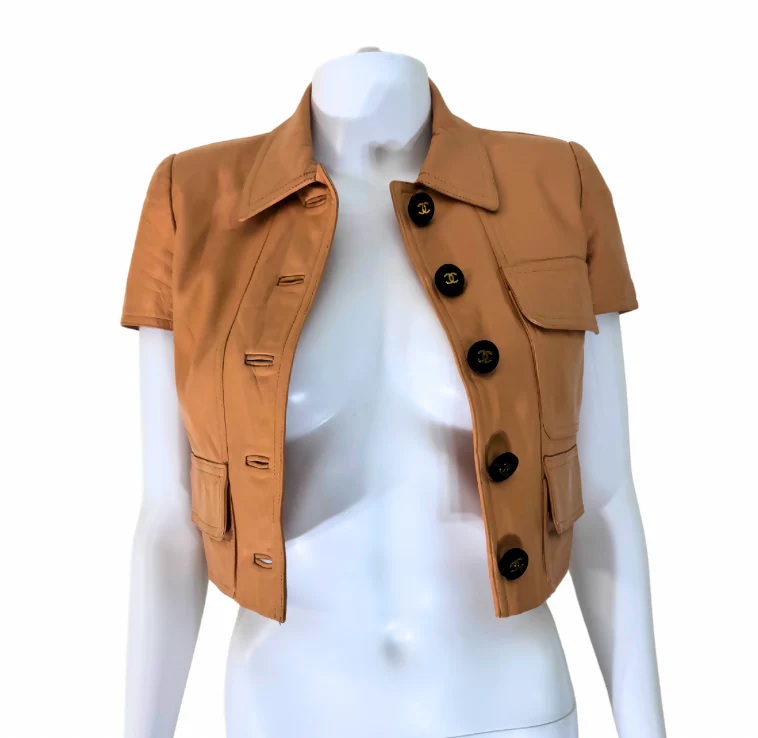 Chanel Vintage 95P Beige Cropped Jacket - Image 2