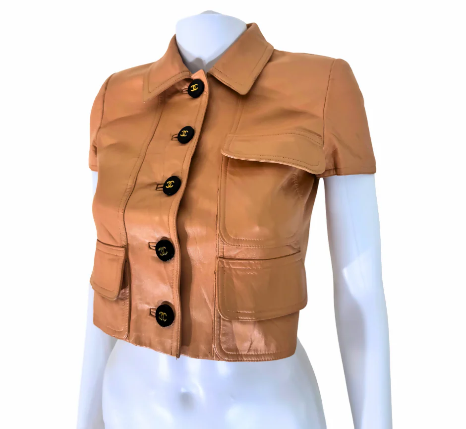 Chanel Vintage 95P Beige Cropped Jacket - Image 3