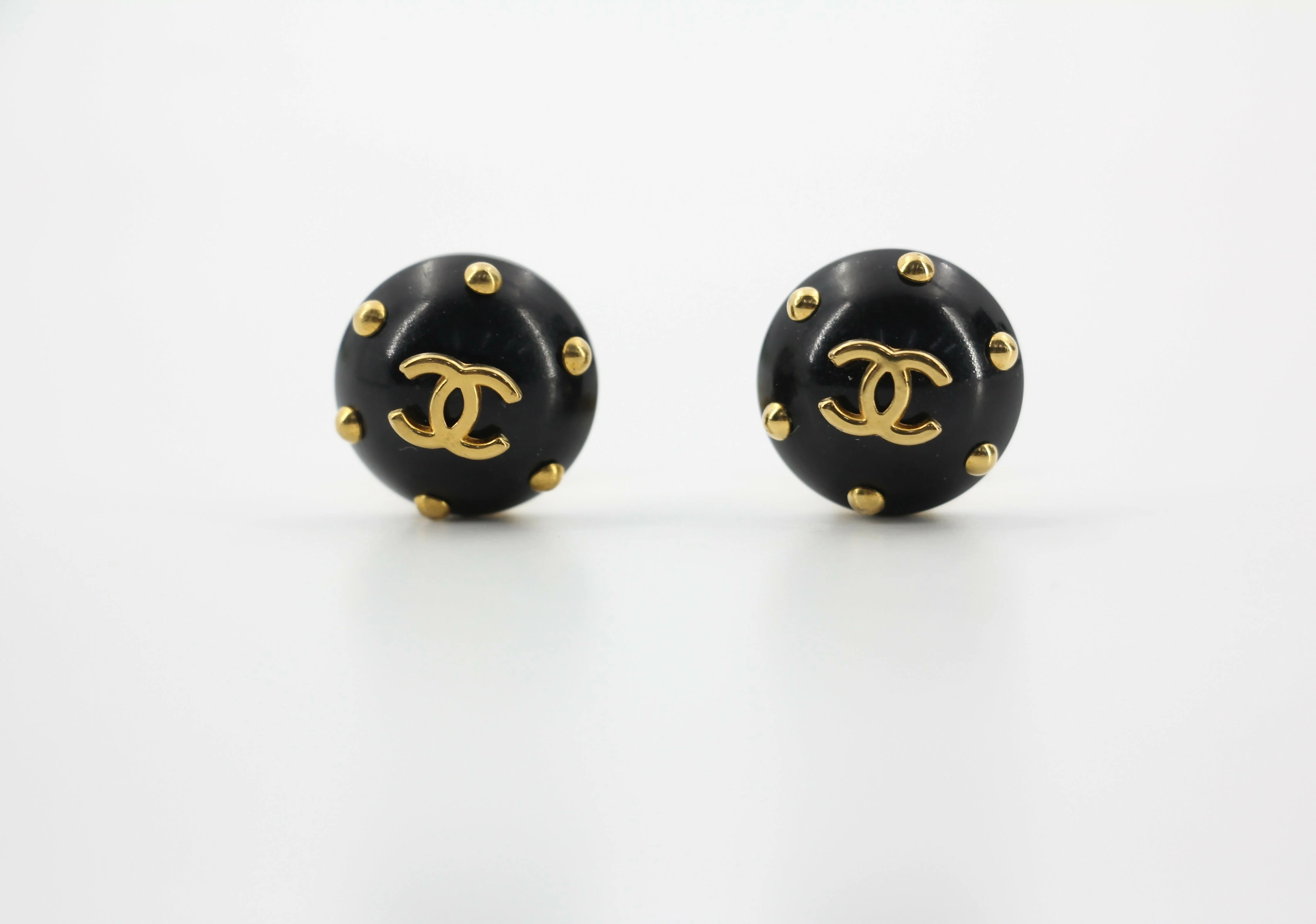 Chanel Vintage 96C Resin Black and Gold Polka Dot Clip-on Earrings