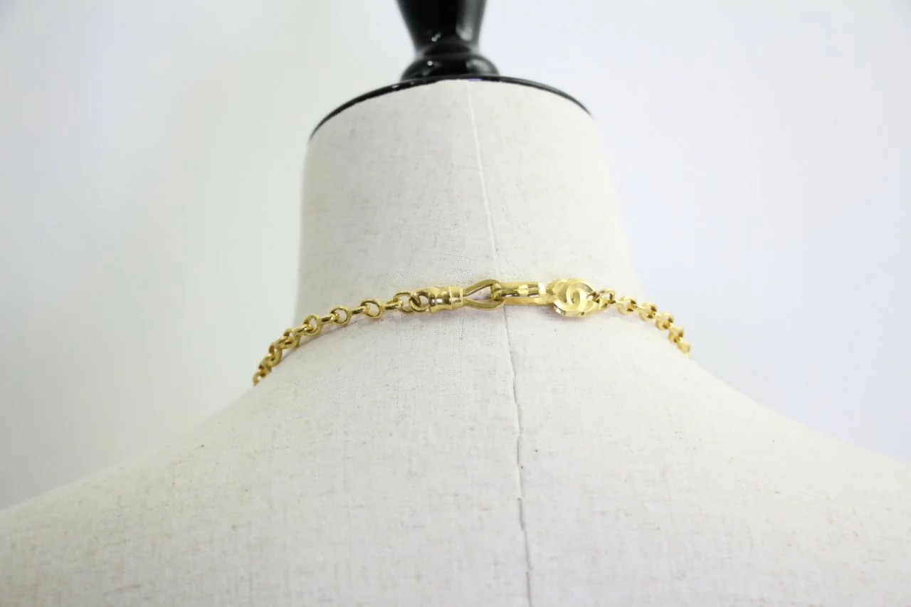 Chanel Vintage 96P Gold-Plated Conical Long Necklace - Image 5