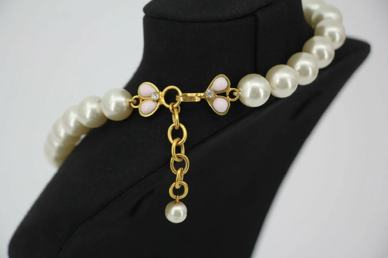Chanel Vintage 97P Pink Gripoix Camellias Pearls Necklace - Image 3