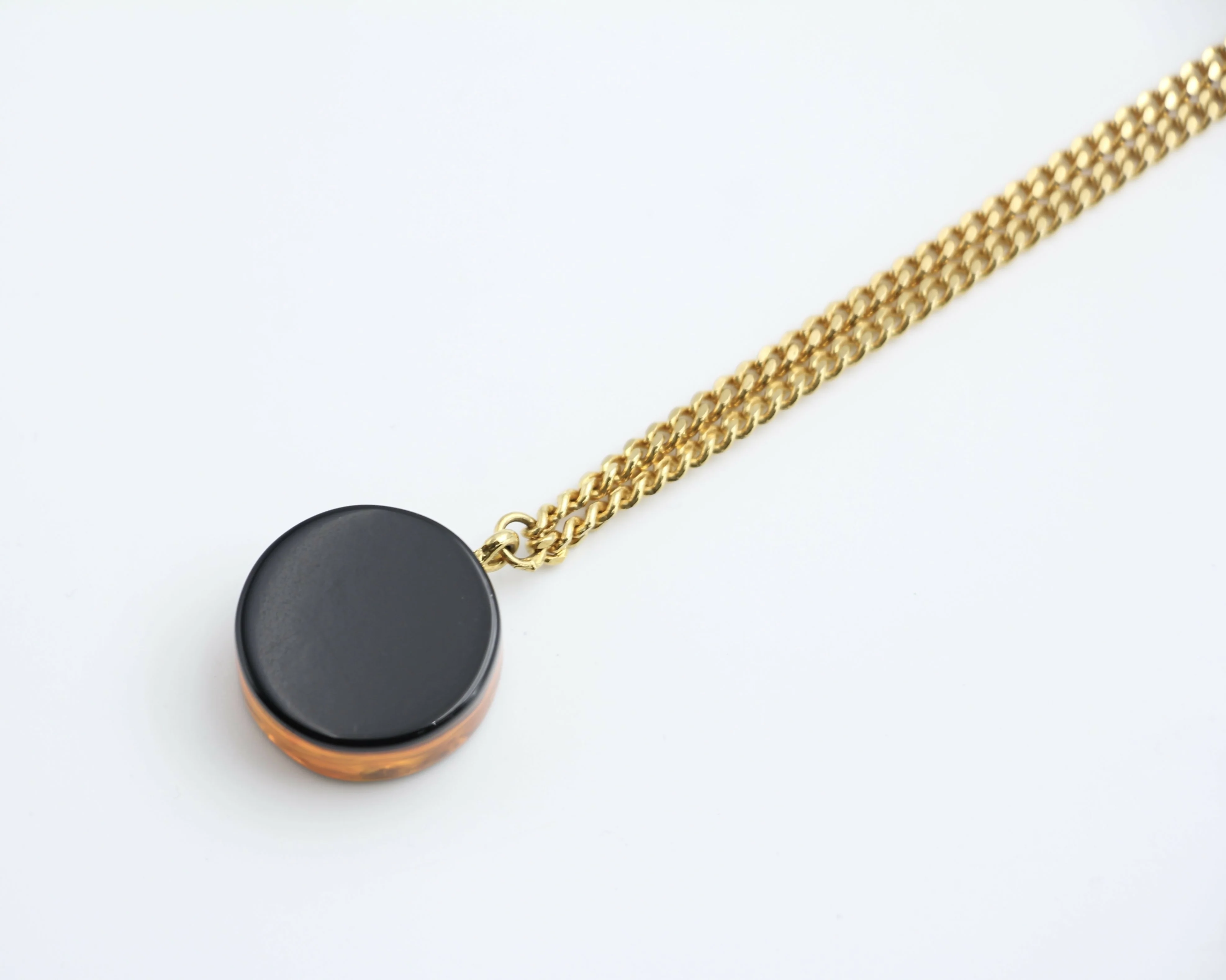 Chanel Vintage 98A Acrylic Dark Brown Camellia Necklace - Image 6