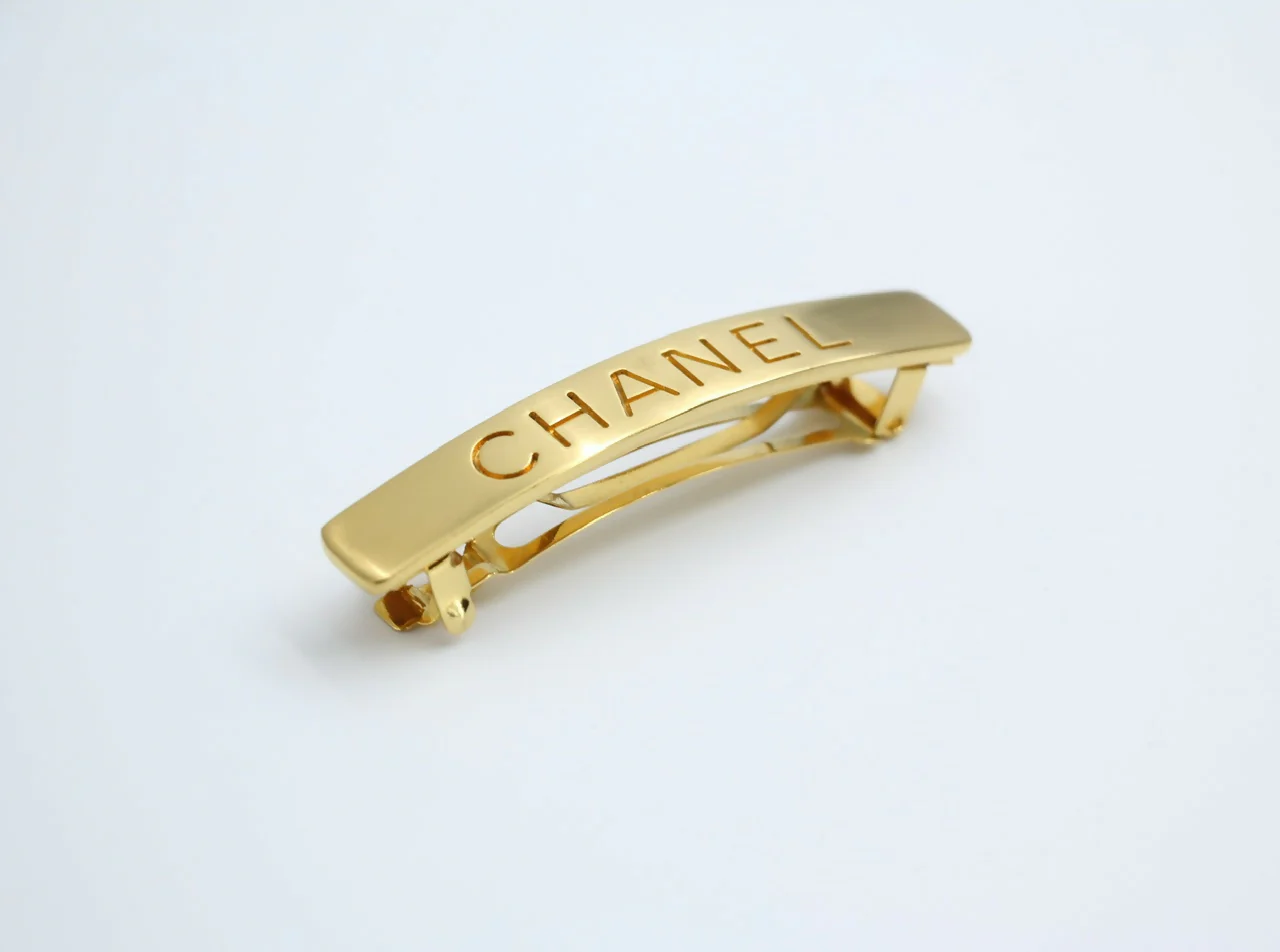 Chanel Vintage 98A Matte Gold-plated ‘CHANEL’ Hairpin - Image 3
