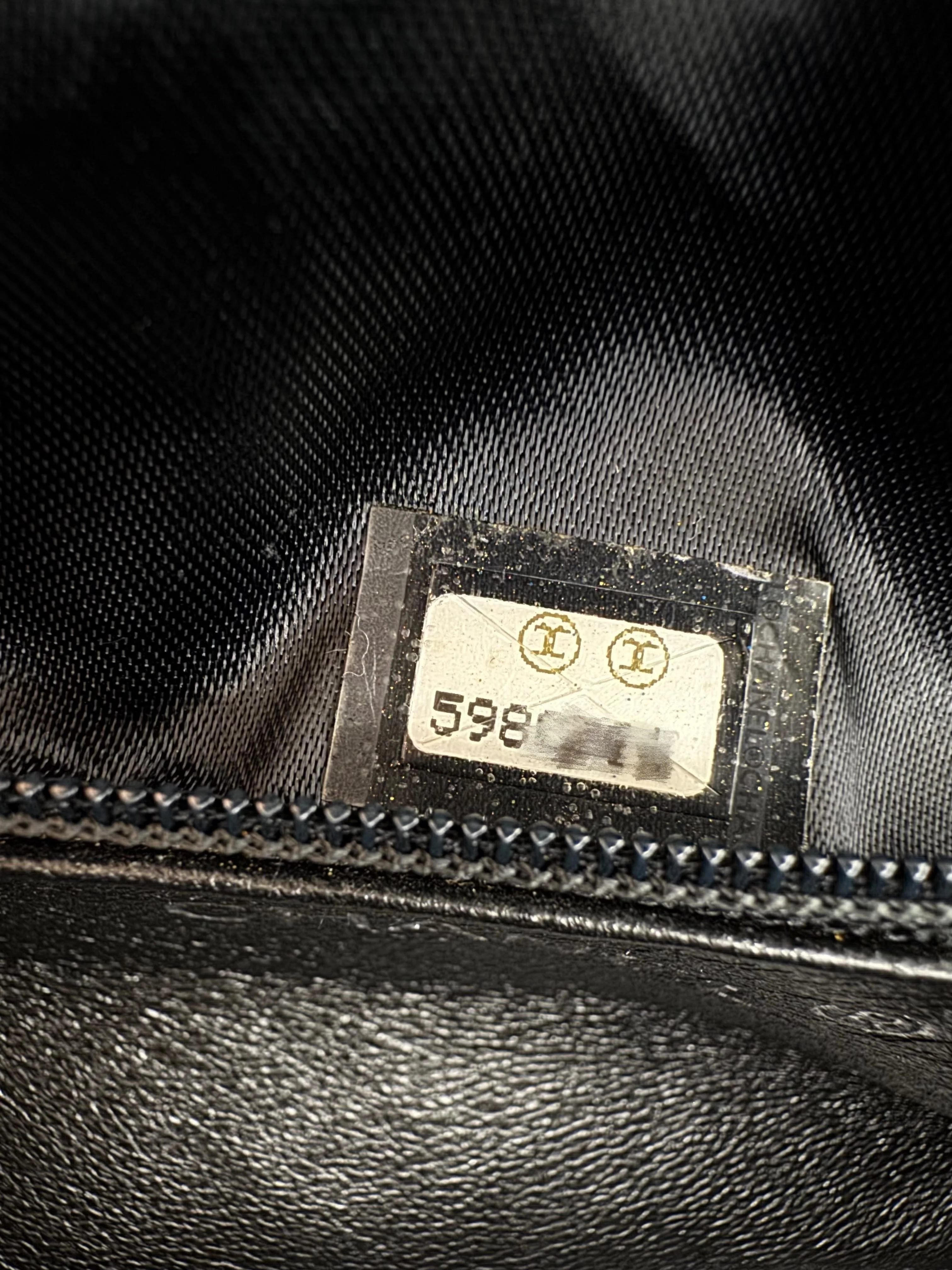 Chanel vintage black clutch with silver hardware handle - Image 5