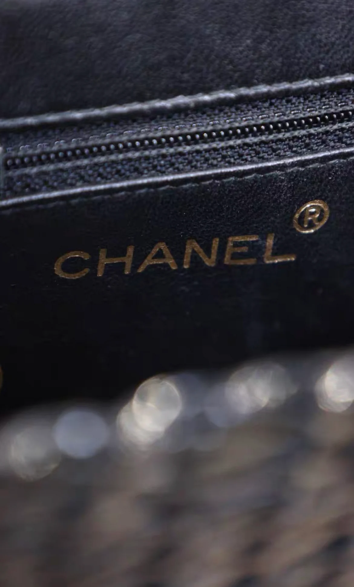 Chanel Vintage Black Wicker CC Picnic Lunch Basket Box Bag Gold Hardware - Image 7