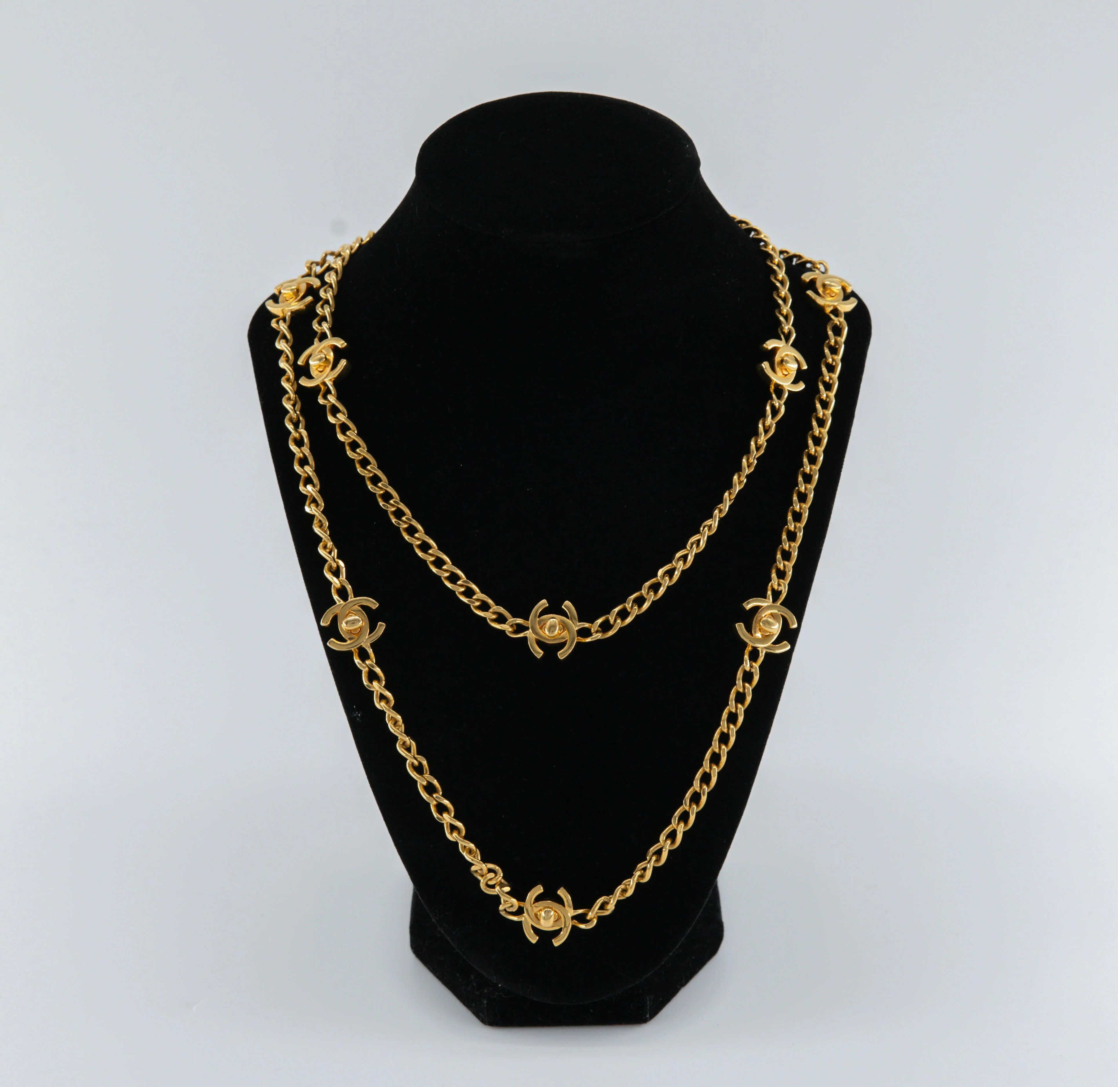 Chanel Vintage CC Gold Turnlock Necklace