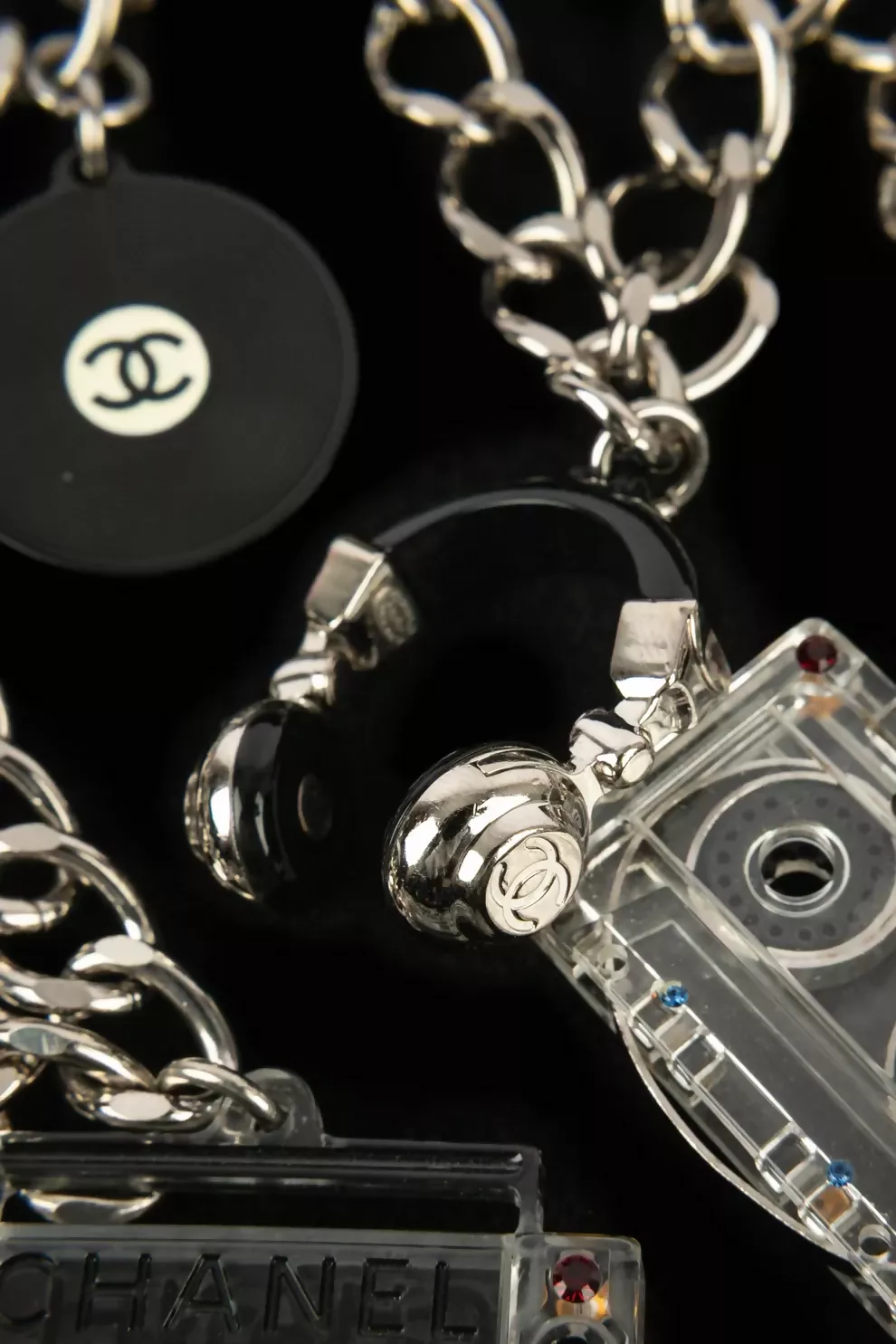 Chanel Vintage Charm Necklace – Spring 2004 Collection - Image 3