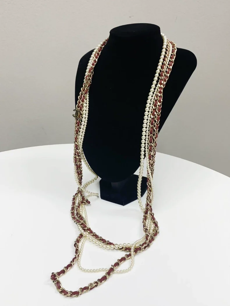 Chanel Vintage Collection Extra Long Multi Pearl and Leather Necklace - Image 2