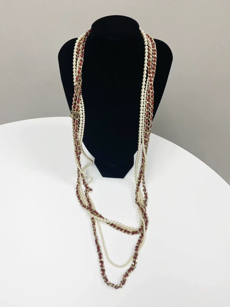 Chanel Vintage Collection Extra Long Multi Pearl and Leather Necklace - Image 3