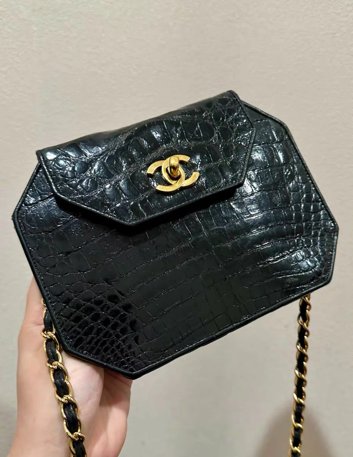 Chanel Vintage Crocodile Flap Clutch - Image 6