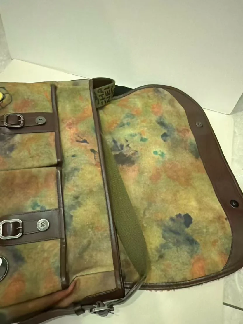 Chanel Vintage graffiti shoulder bag medium - Image 3
