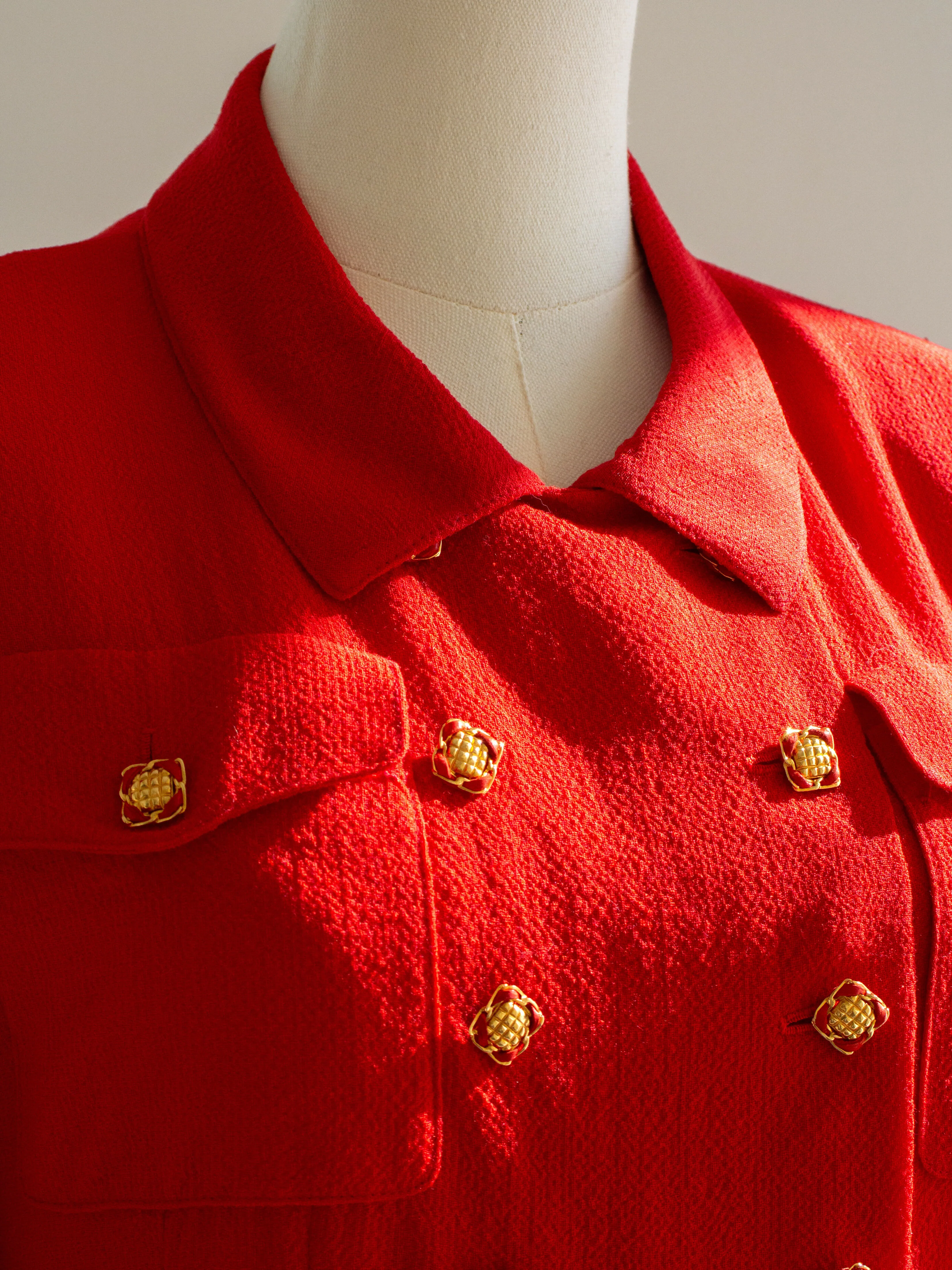Chanel Vintage Haute Couture Fall/Winter 1988 Red Gold Chain Dress - Image 5