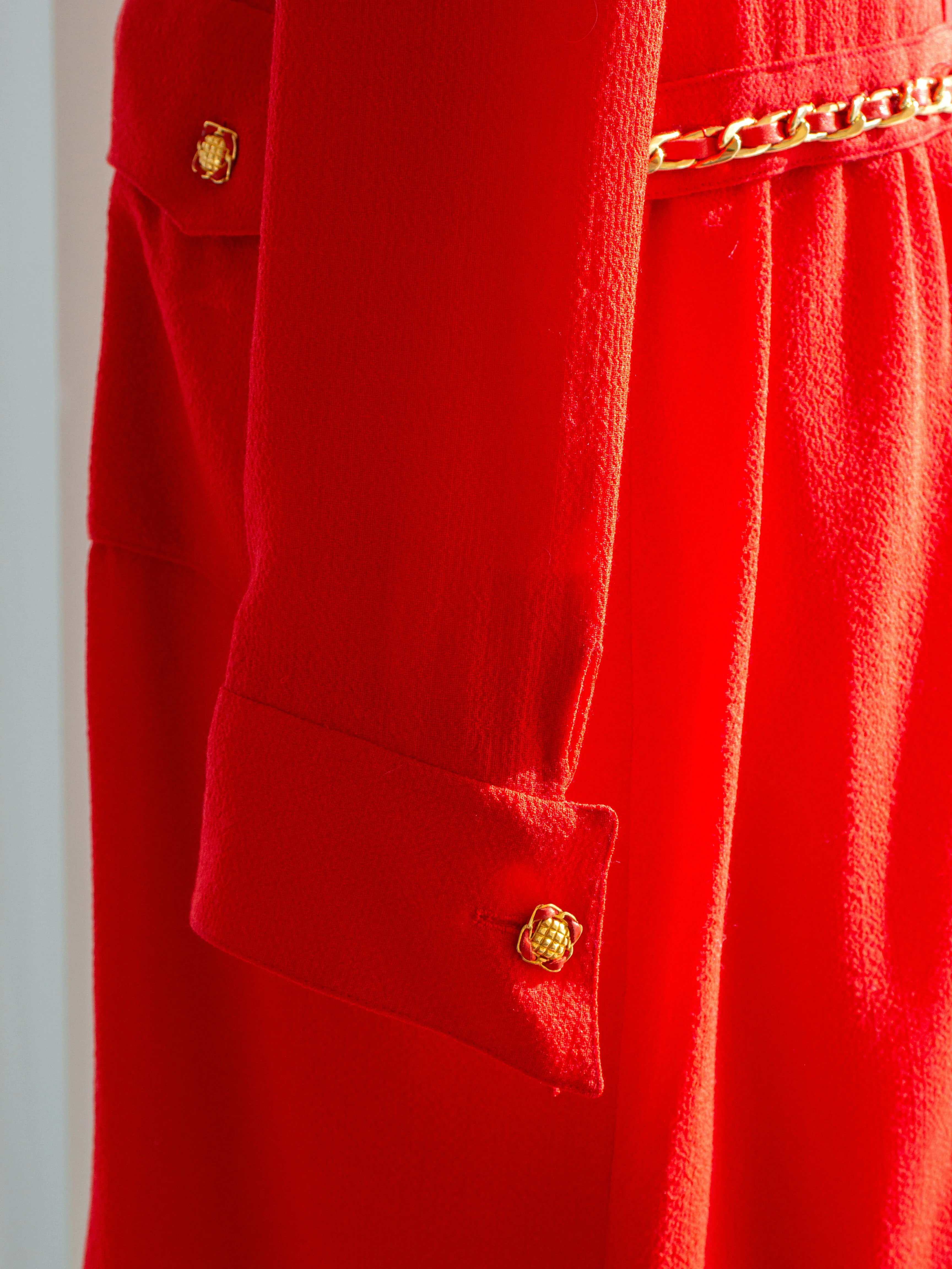 Chanel Vintage Haute Couture Fall/Winter 1988 Red Gold Chain Dress - Image 7