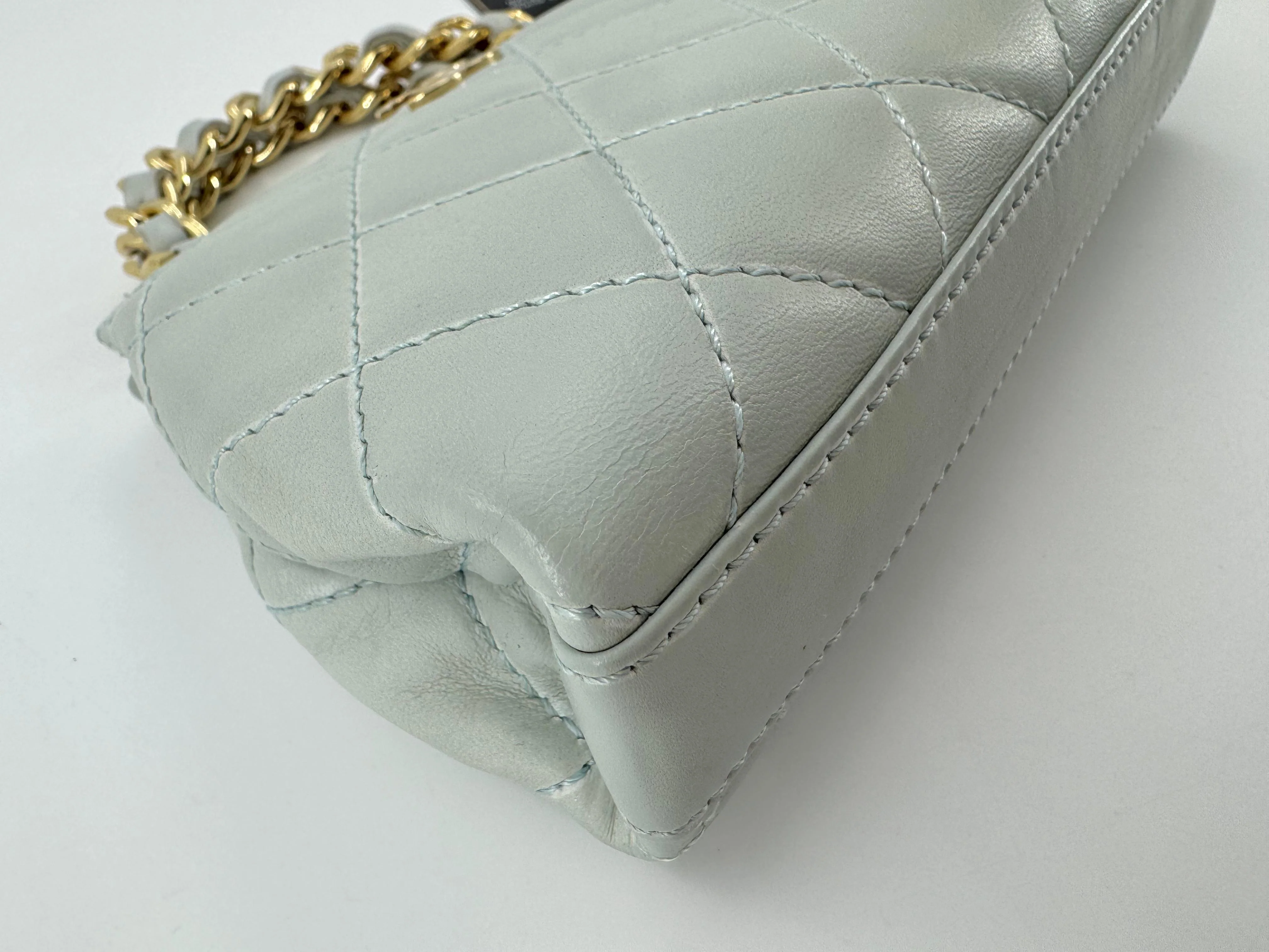 chanel vintage kelly gold handle hardware - Image 10