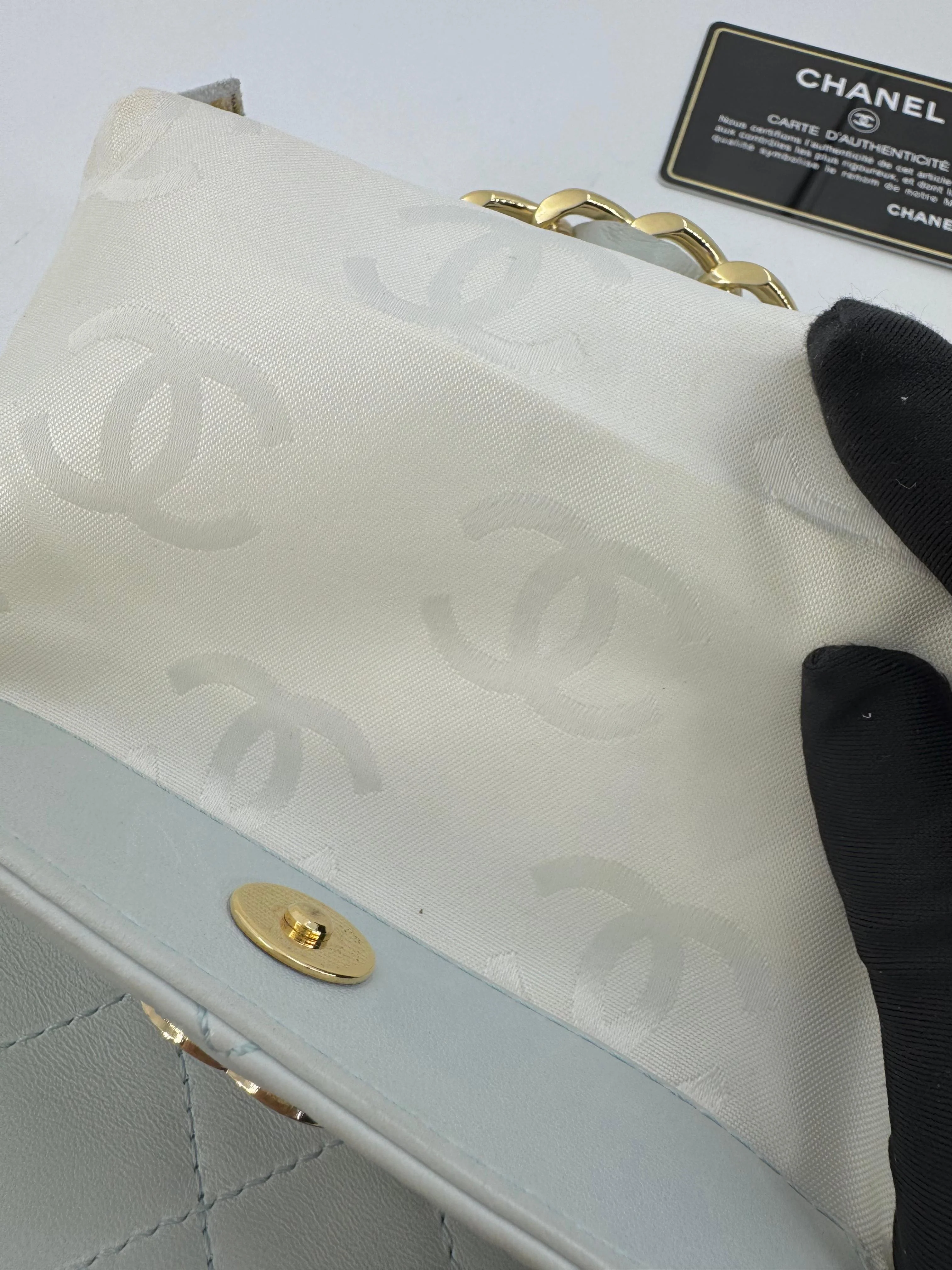 chanel vintage kelly gold handle hardware - Image 17