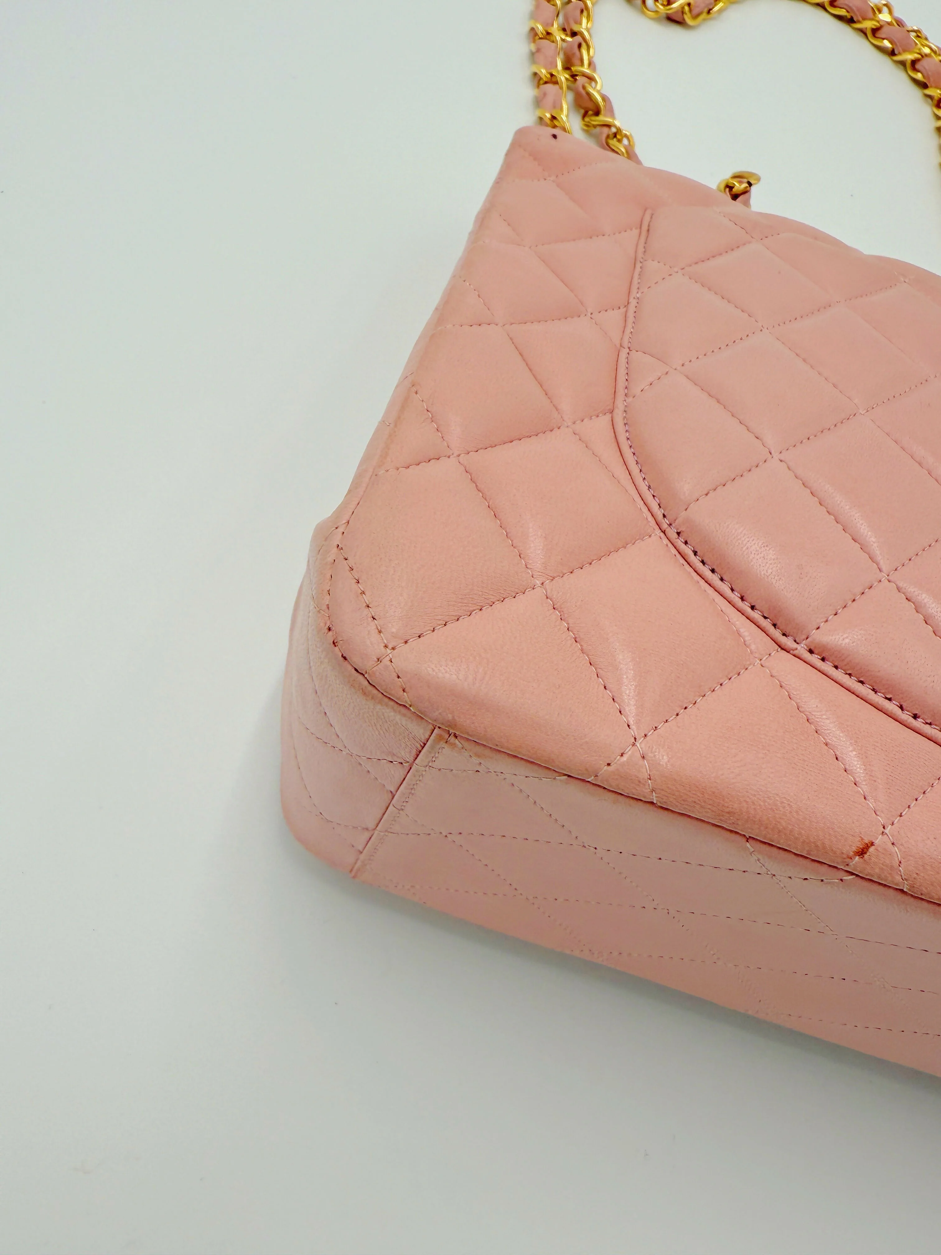Chanel Vintage Maxi Flap Bag – Series 2 in Pink Lambskin with 24k Gold Hardware - Image 15
