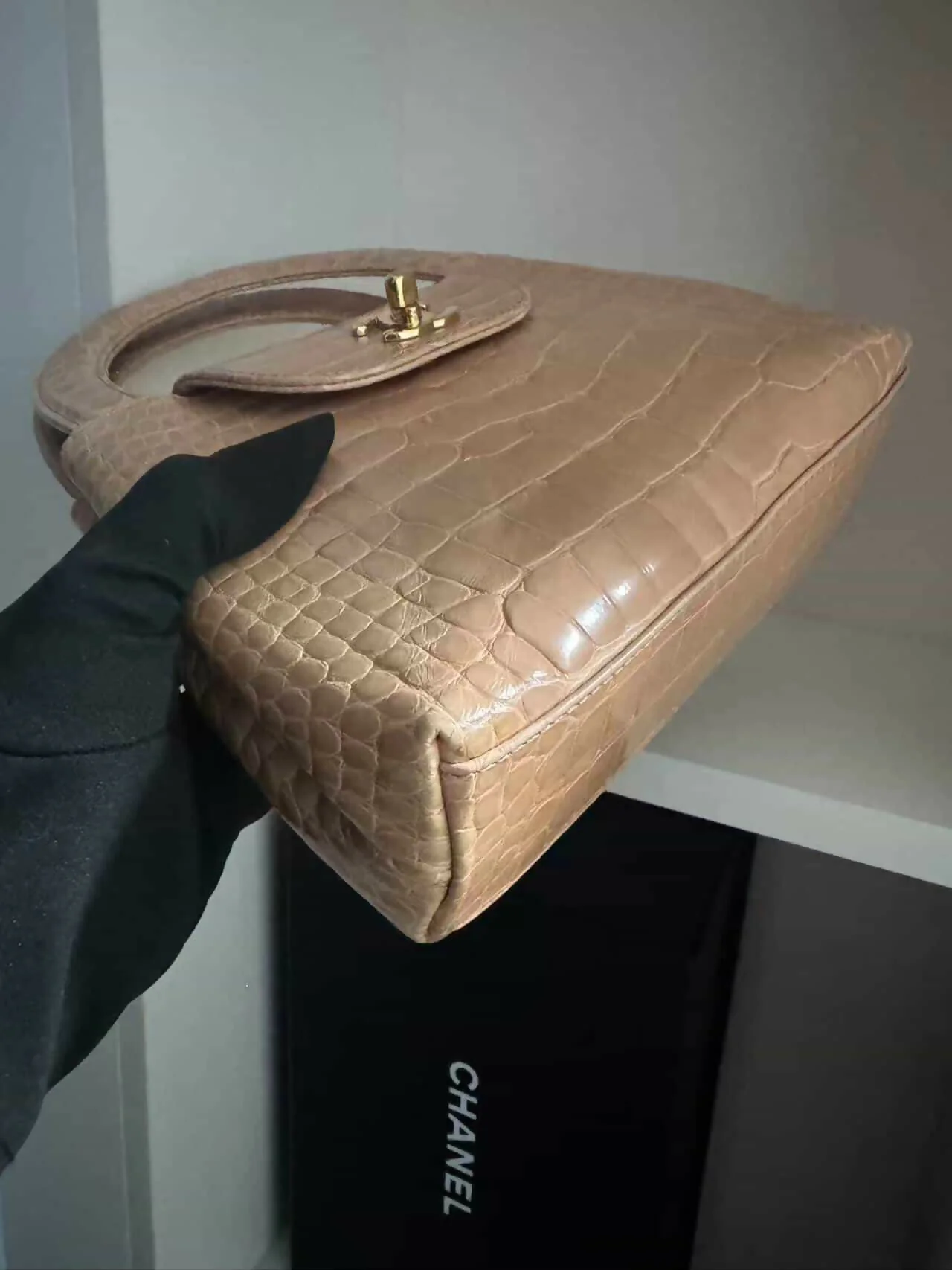 Chanel Vintage Mini Top Handle in Blush Crocodile (Series 2) - Image 3