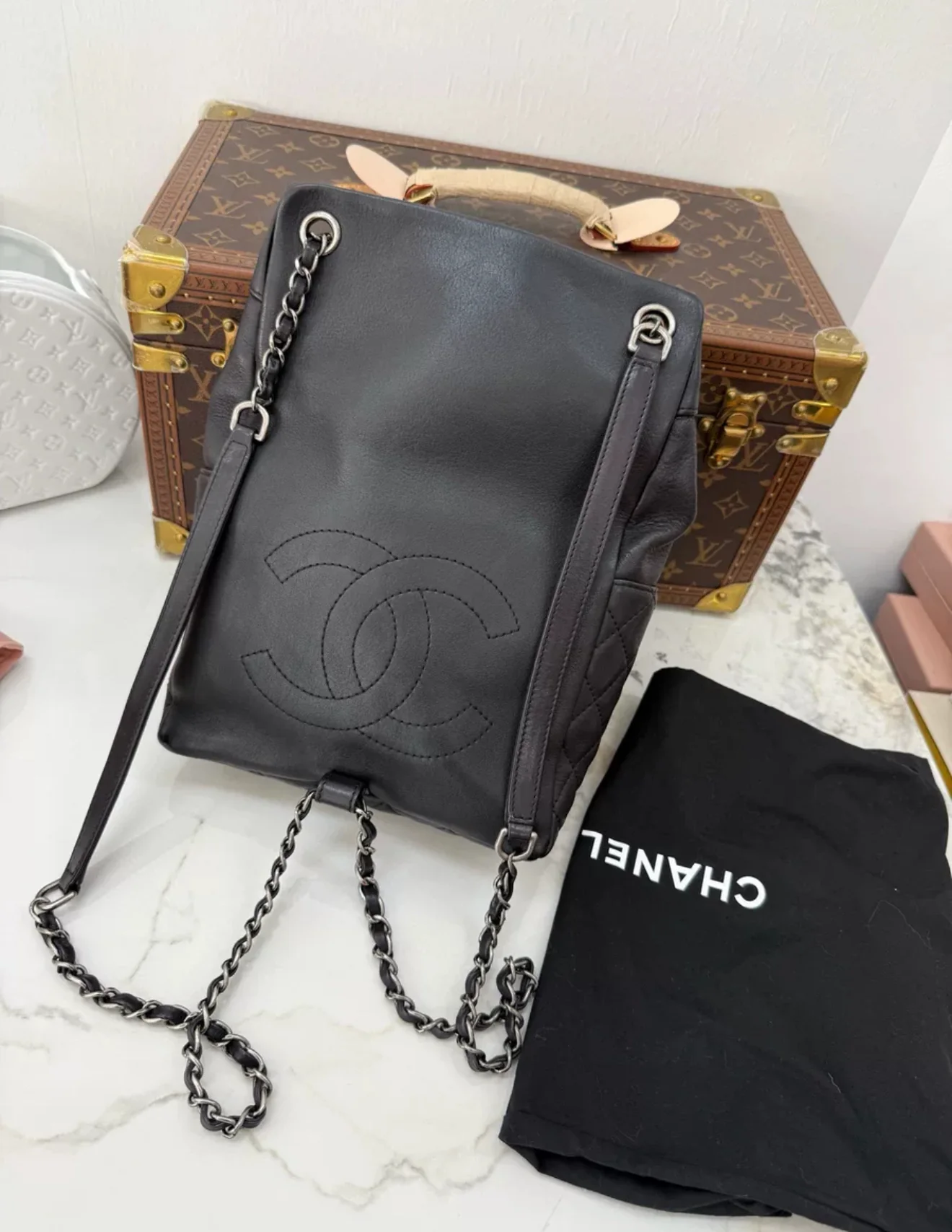 Chanel Vintage black leather Silver hardware backpack - Image 3