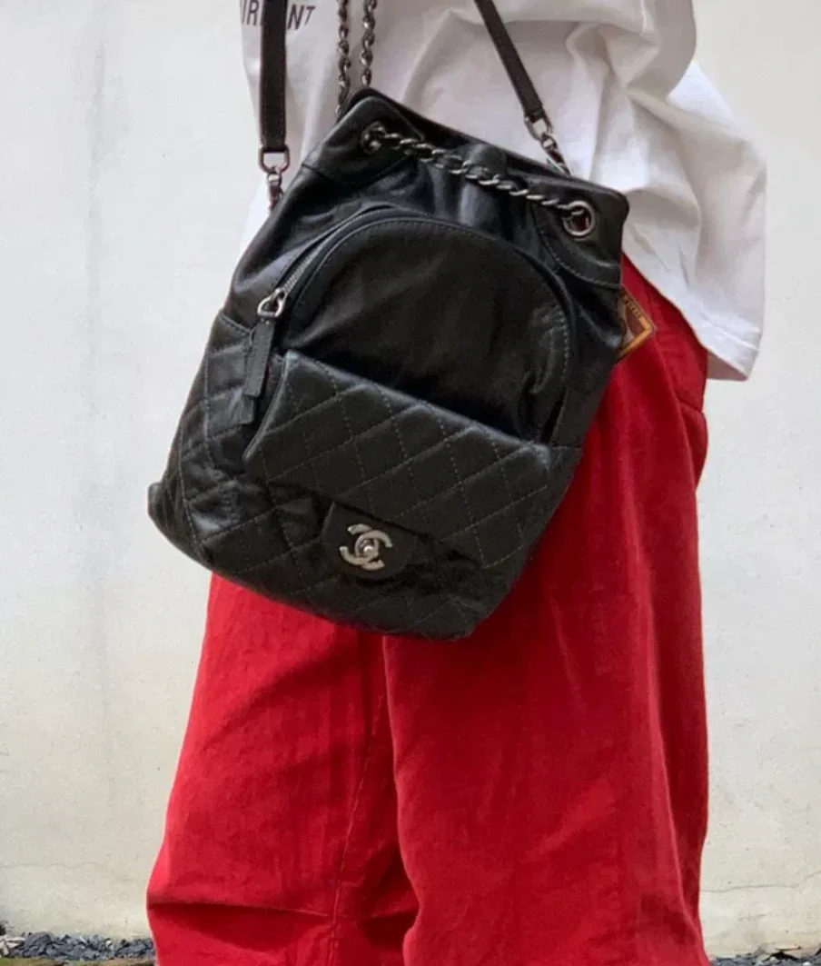 Chanel Vintage black leather Silver hardware backpack - Image 7