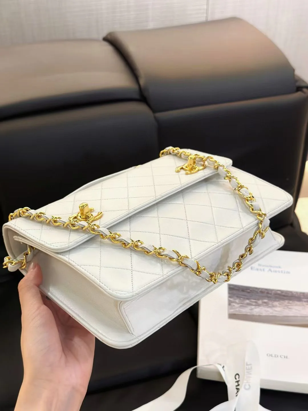 Chanel Vintage Timeless Classic CC Double Turn Lock Bag White - Image 5