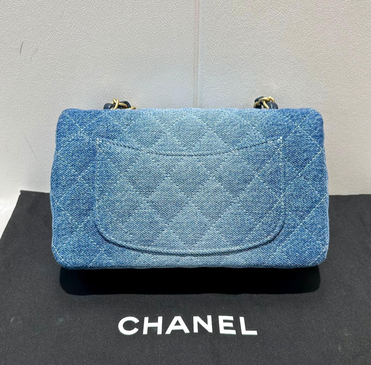 CHANEL 24 Washed Denim Quilted Mini Rectangular Flap Blue - Image 6