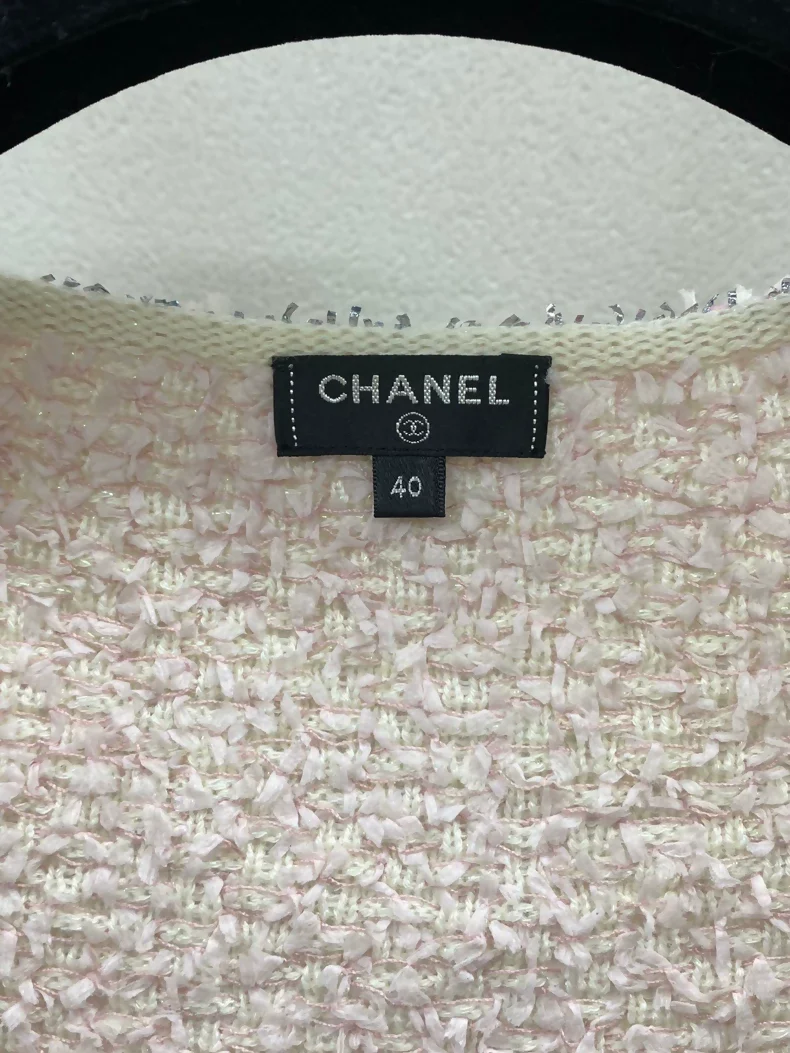 Chanel 18 Cascade Pink and Blue Gradient top - Image 3
