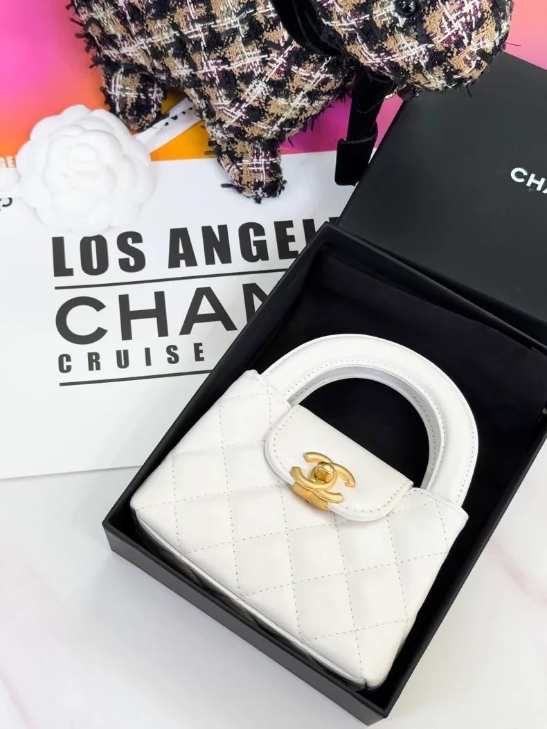 Chanel white quilted mini Kelly handbag with gold hardware crossbody bag - Image 3