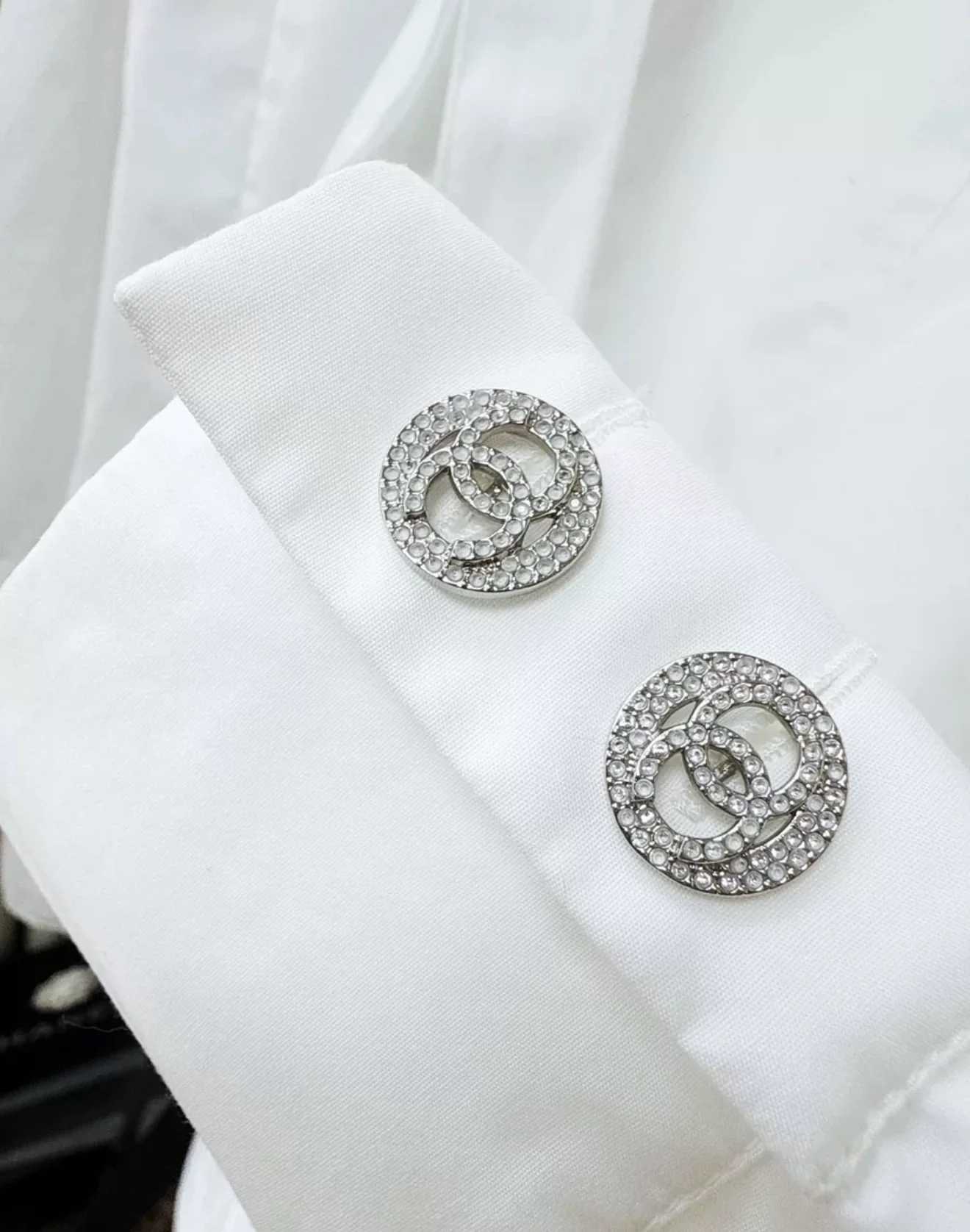 Chanel white shirt - Image 2