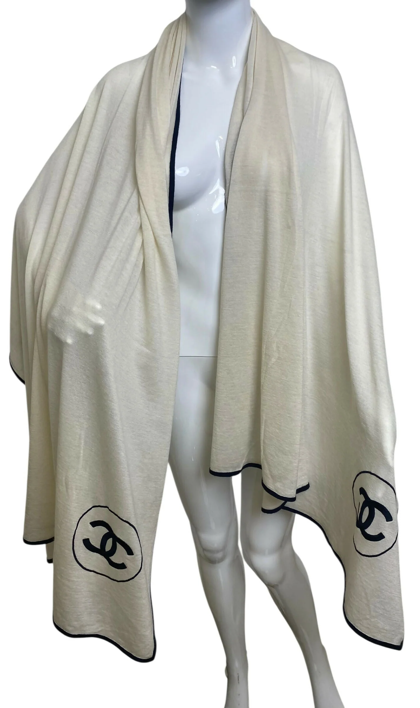 Chanel XL Ivory Black Cashmere Double CC Stole Shawl Scarf - Image 3
