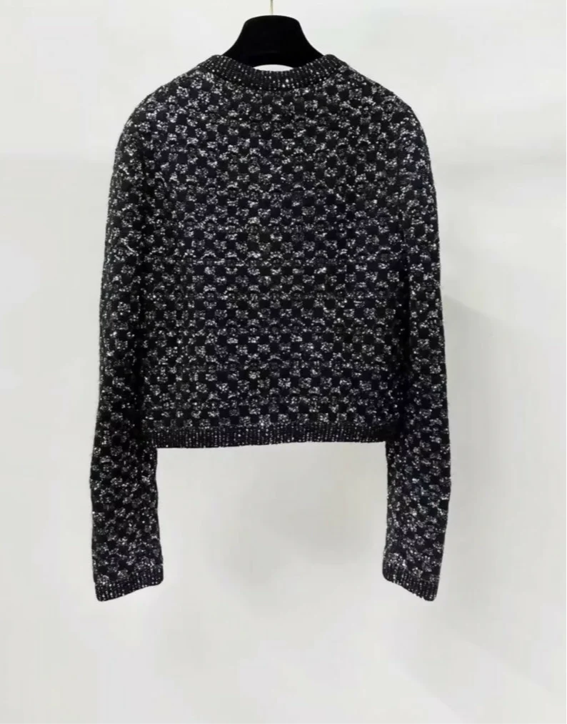 Chanel 23B black sequin cardigan - Image 3