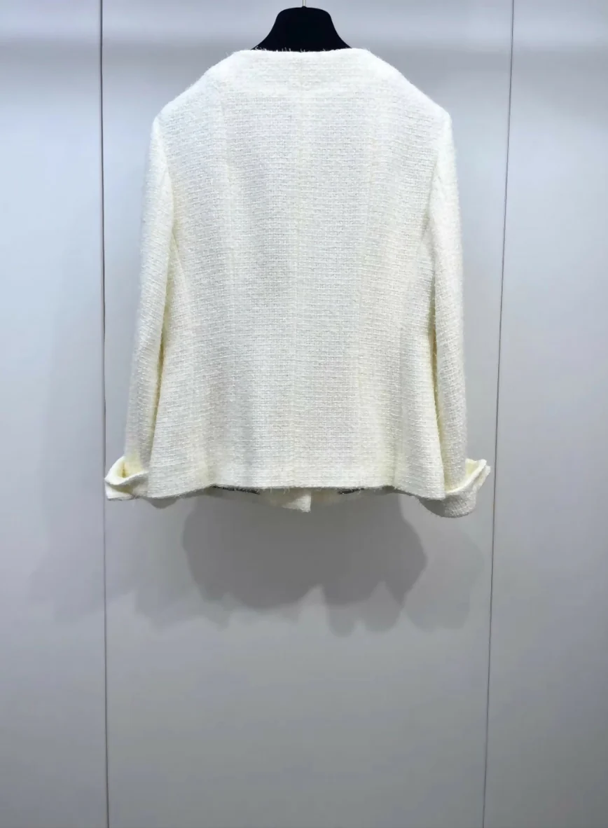 Chanel23S ecru tweed jacket - Image 2