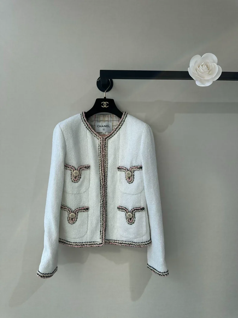 Chanel 20C white tweed jacket
