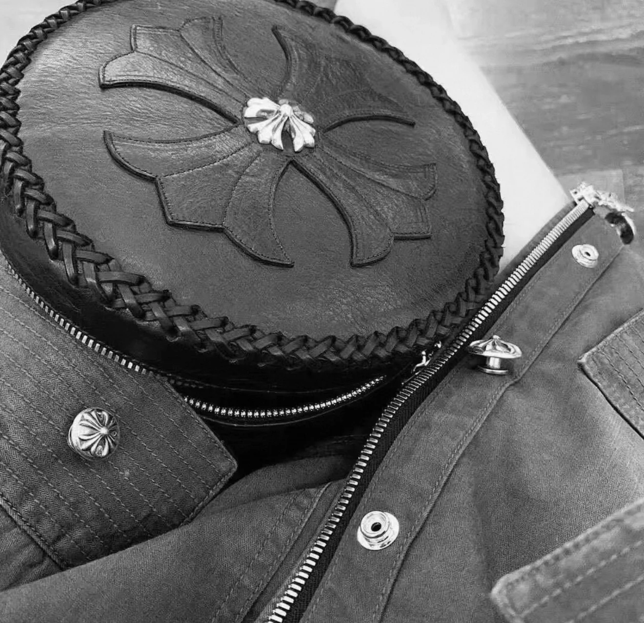 Chrome Heart Black disc round bag - Image 5