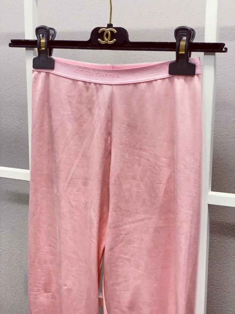 Chanel 21A pouder pink silk leggings - Image 3