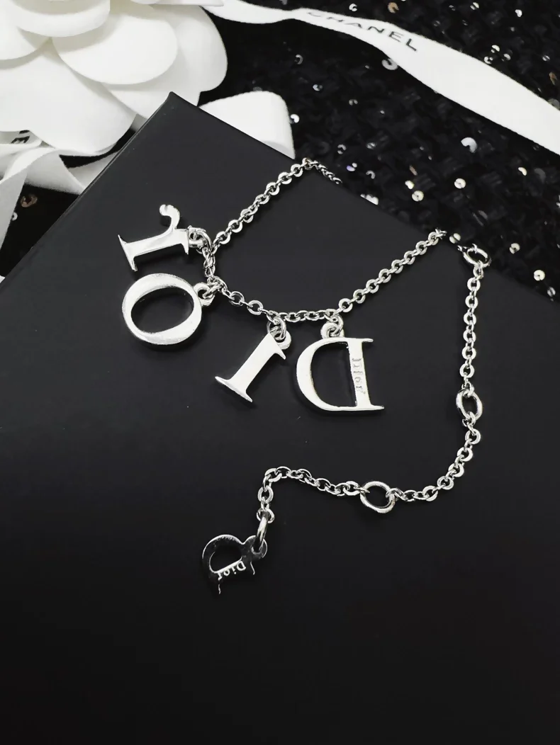 Dior bracelet with a letter pendant fully set with diamonds - Image 2