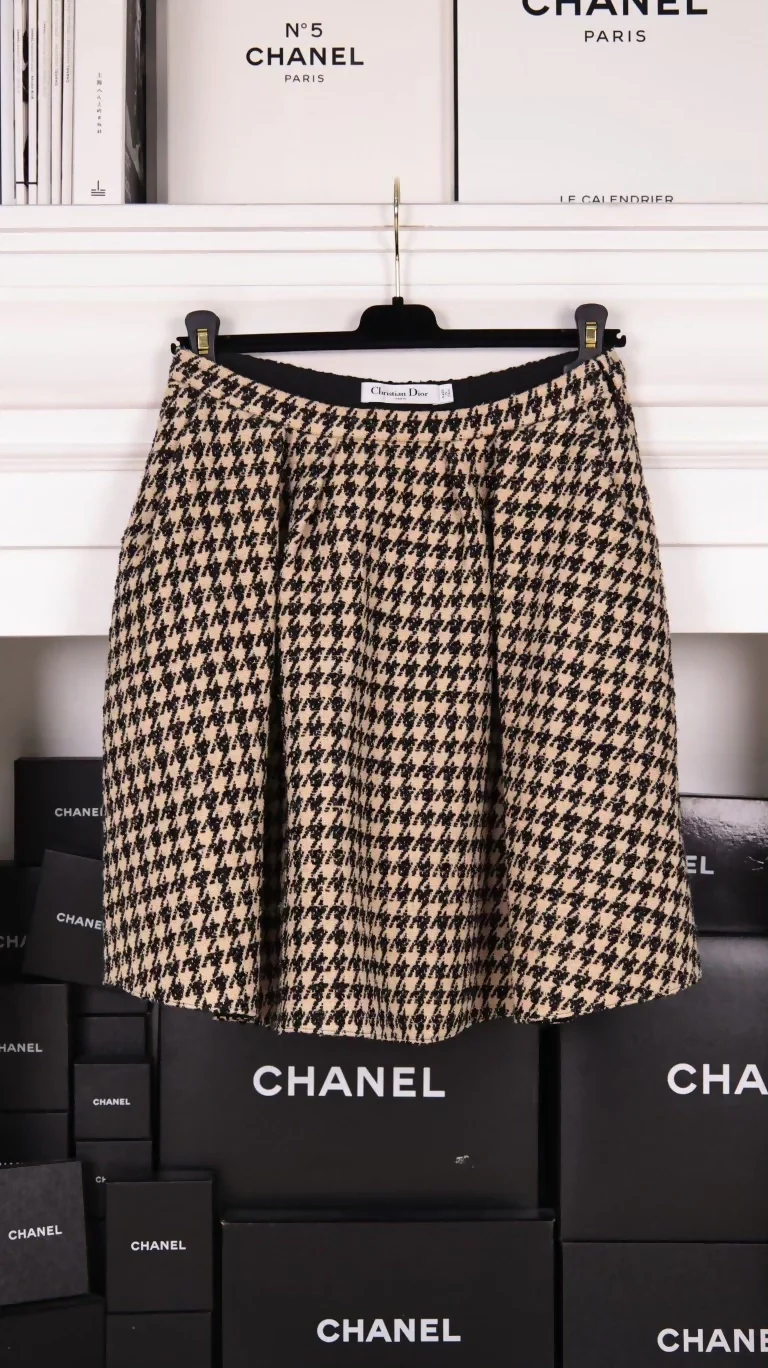 Dior Brown Houndstooth Blazer with Skirt Set - Image 3
