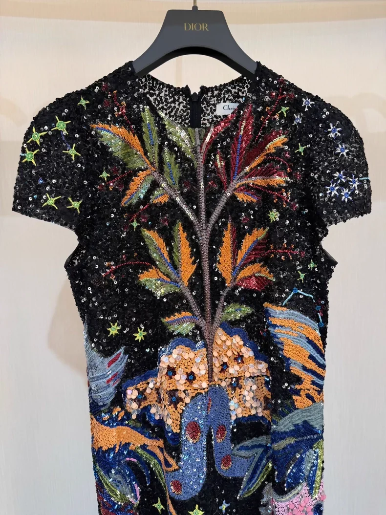 Dior Fall/Winter 2022 all-over sequined dress - Image 2