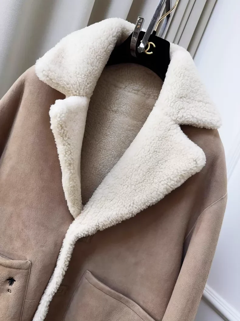 Dior khaki reversible shearling coat - Image 5